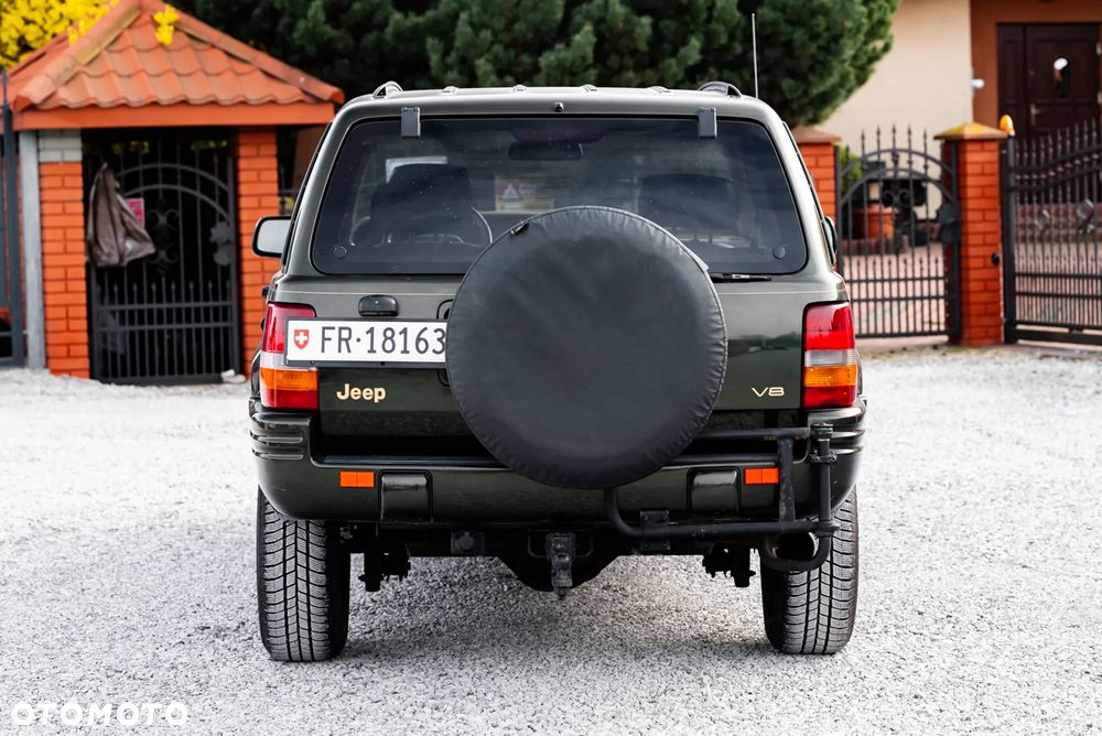 Jeep Grand Cherokee - 10