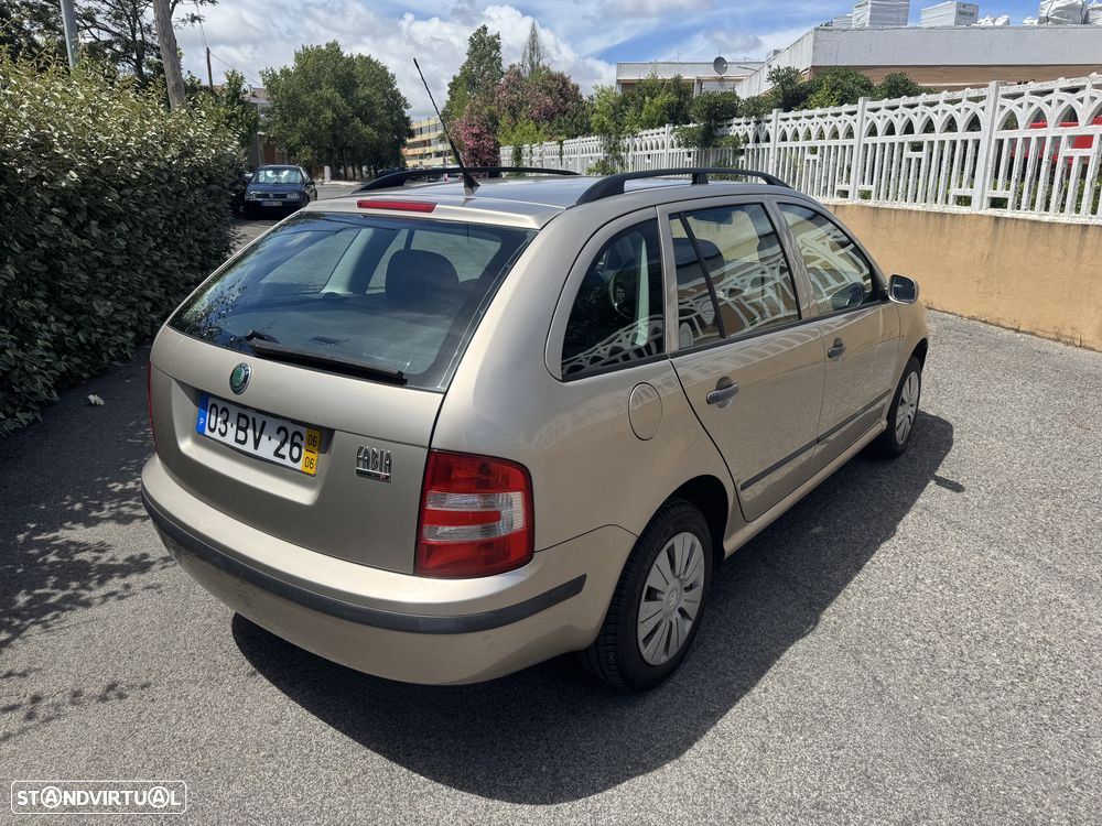 Skoda Fabia Break 1.2 Ambiente - 6