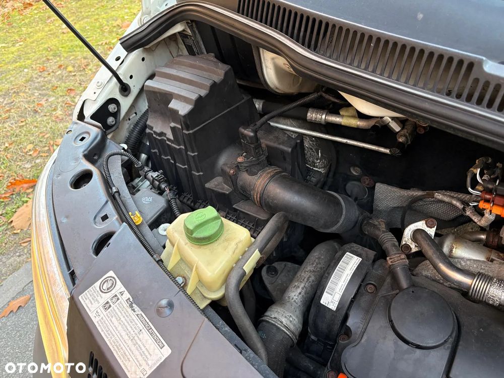 Volkswagen Transporter T5 TDI L2H1 - 11