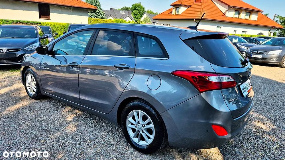 Hyundai i30 1.6 GDI Premium - 19