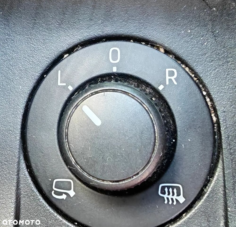 Skoda Superb 2.0 TDI Ambition DSG - 24