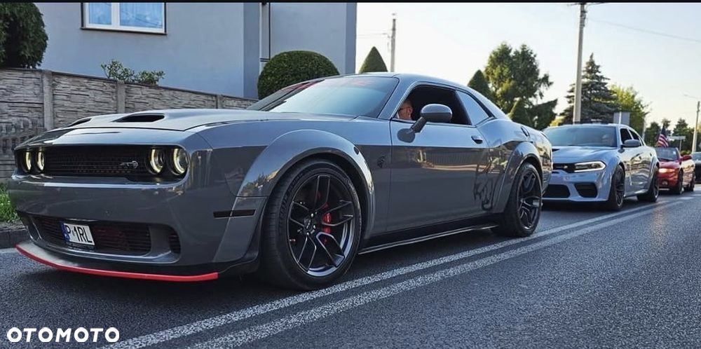 Dodge Challenger - 6