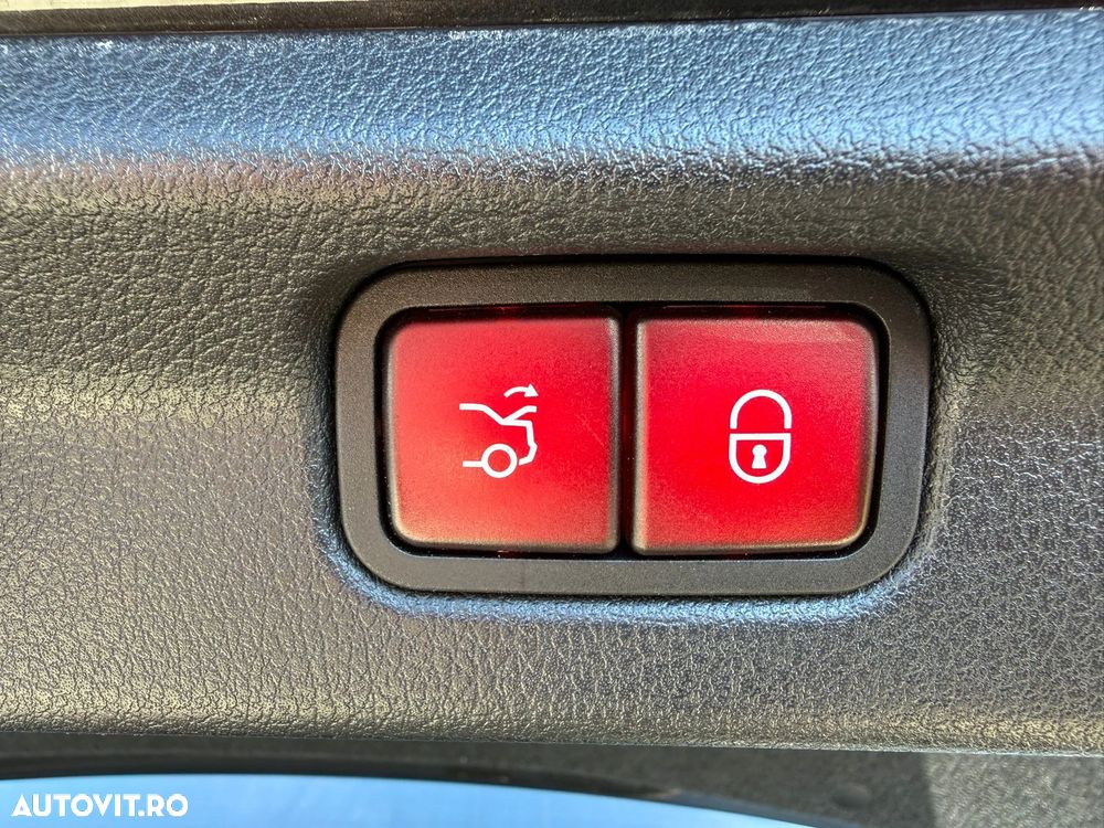 Mercedes-Benz EQE - 14