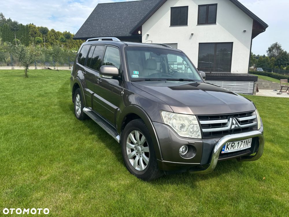 Mitsubishi Pajero 3.2 DID Elegance - 6