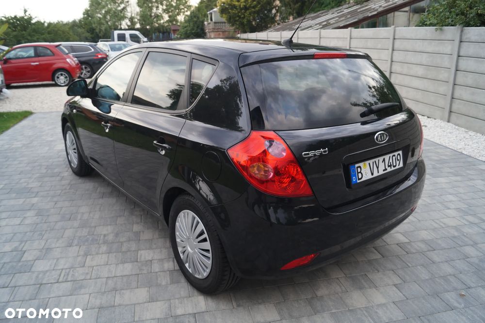 Kia Ceed - 2