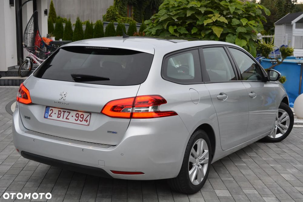 Peugeot 308 e-HDi 115 Stop & Start Niveau 2 Business-Line - 23
