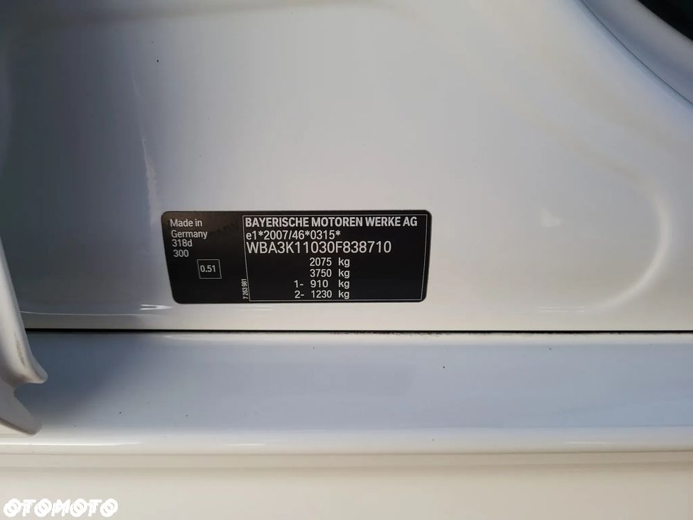 BMW Seria 3 318d M Sport EU6 - 11