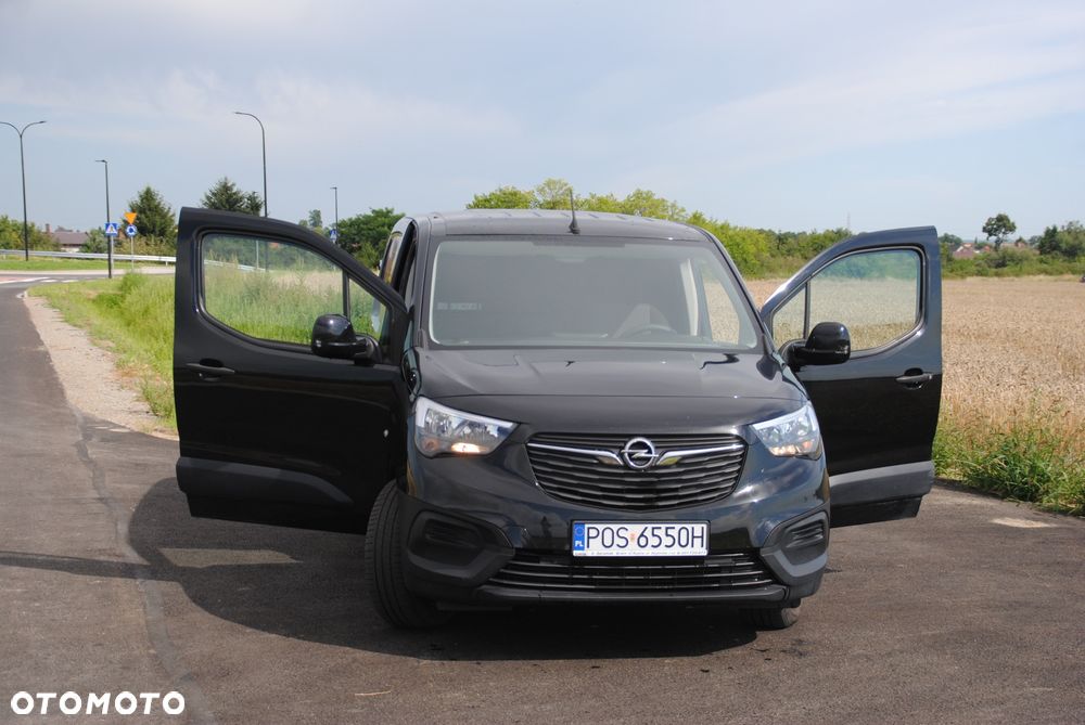 Opel Combo 1.2 Turbo Essentia S&S - 5