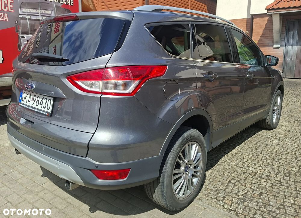 Ford Kuga 2.0 TDCi 4WD Titanium - 4