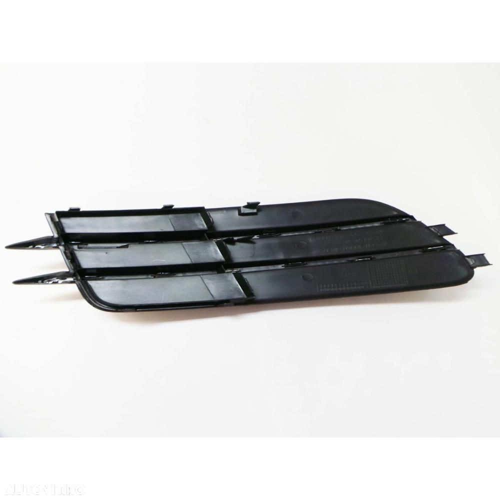 Grila bara fata Audi A6 (C7), 01.2011-06.2014, parte montare partea dreapta, neagra, fara gaura proiector, 13E127-6, Aftermarket - 1