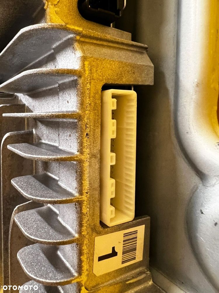 ZESTAW NAGŁOŚNIENIA GŁOŚNIKI WZMACNIACZ SUBWOOFER BOSE INFINITI Q30 - 13