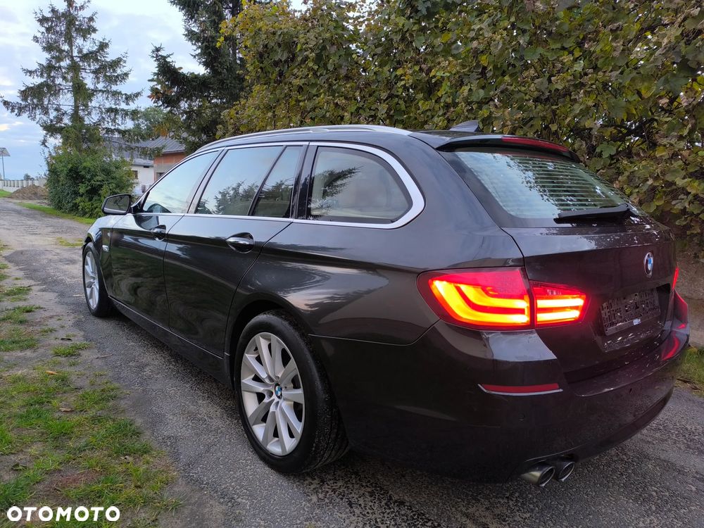 BMW Seria 5 520d Touring - 2