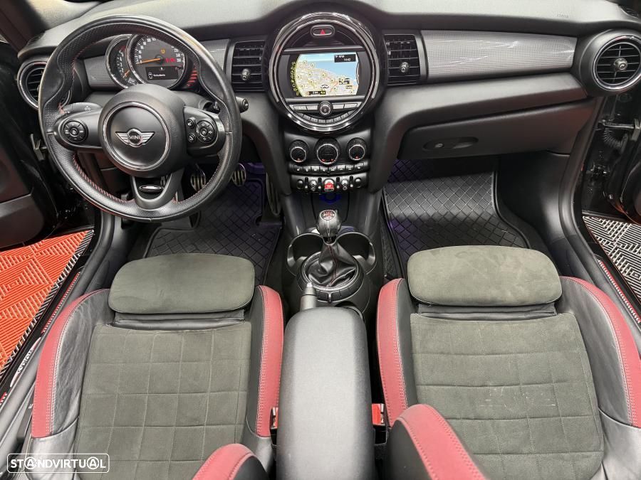 MINI Cabrio - 31