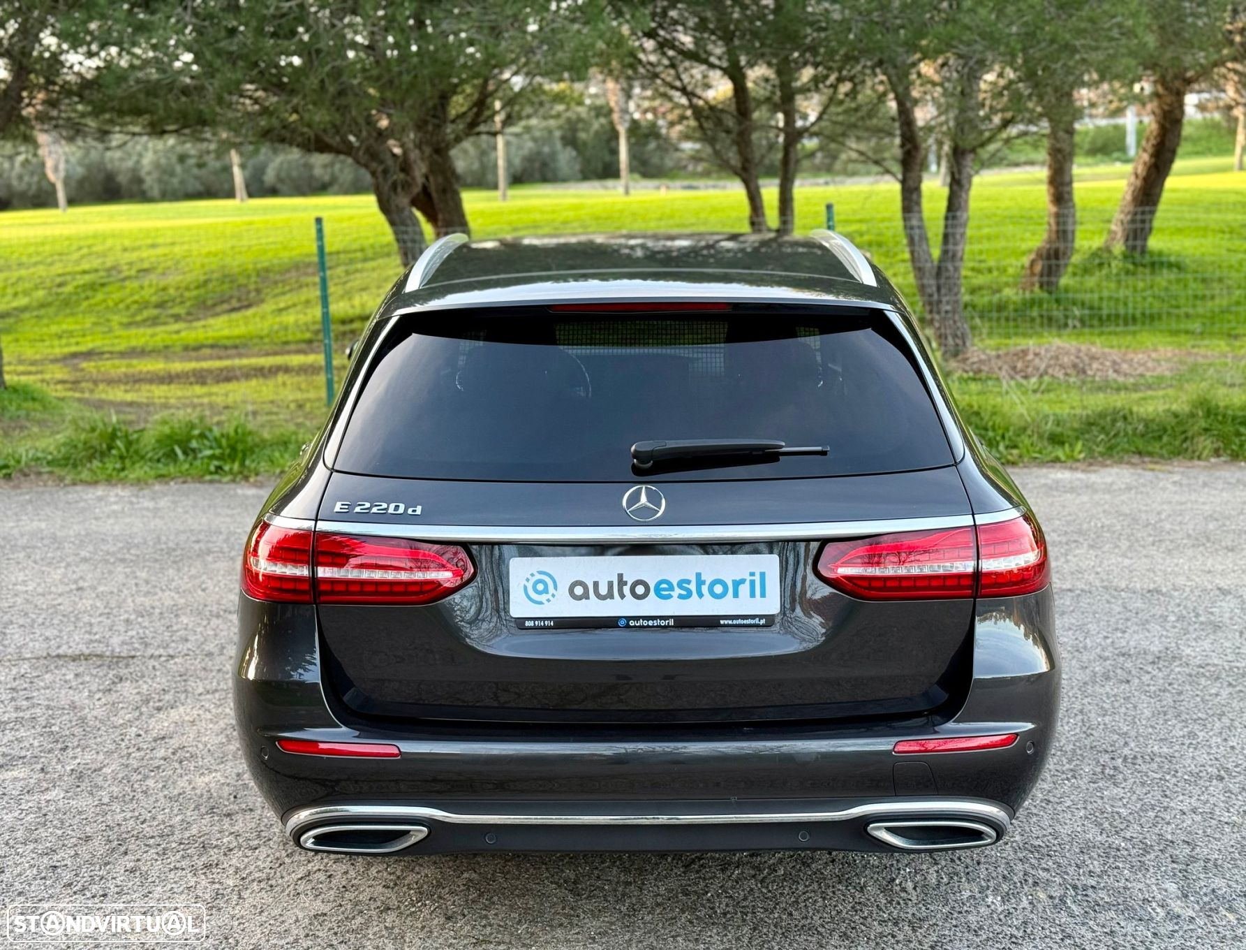 Mercedes-Benz E 220 d Avantgarde - 13