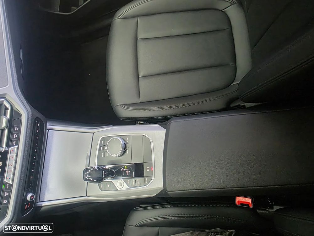 BMW 320 d ED Advantage Auto - 60