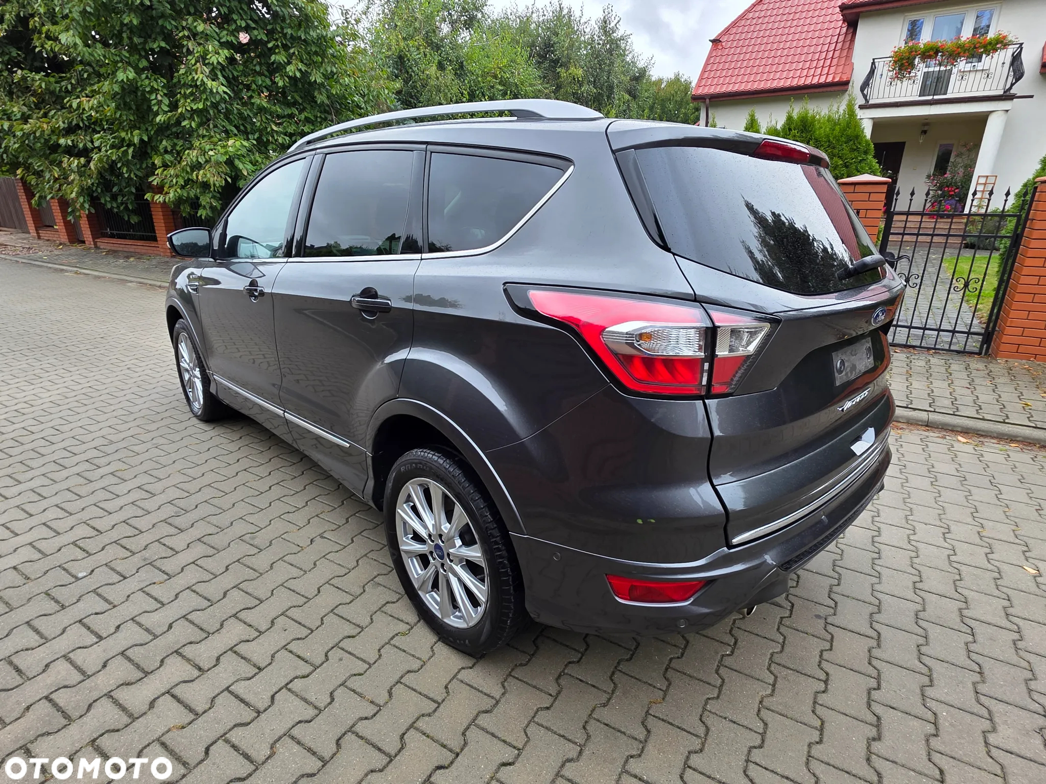 Ford Kuga - 33