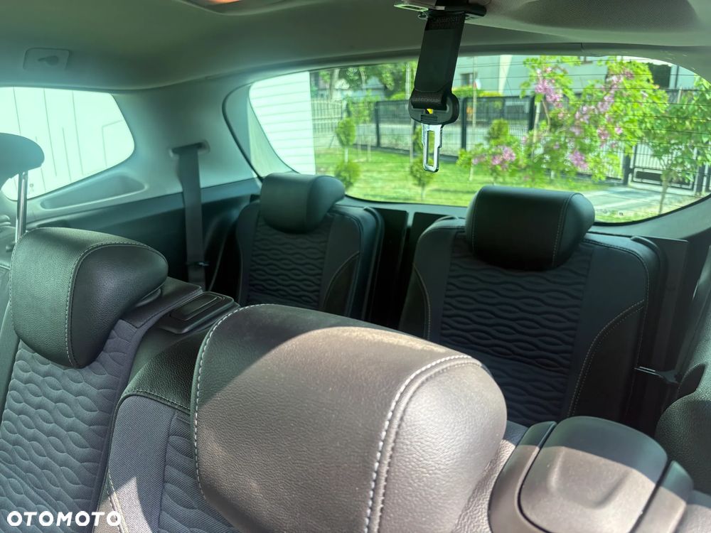 Opel Zafira - 24