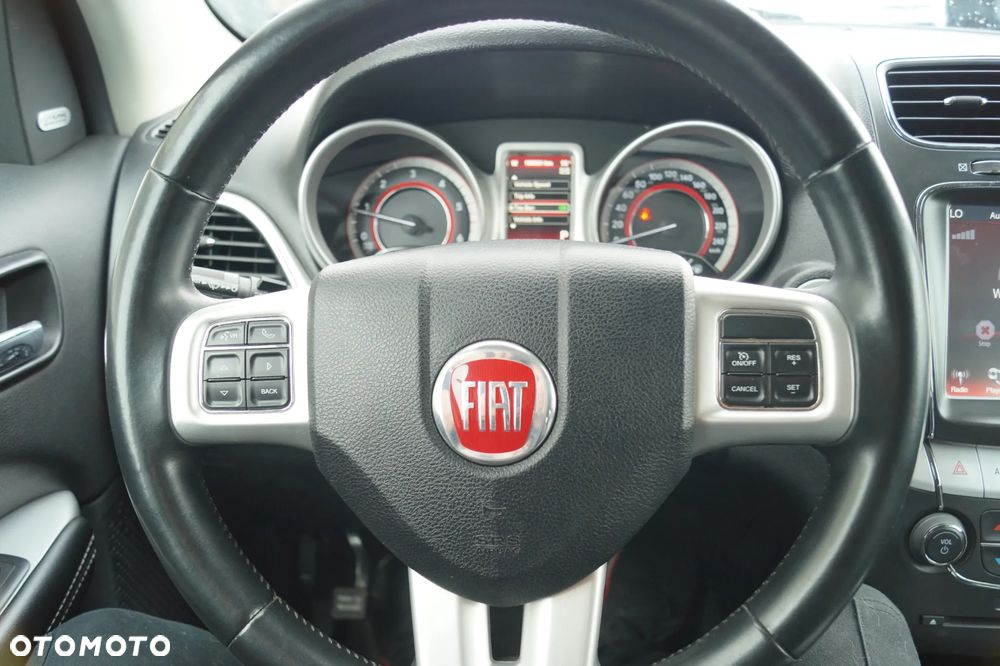 Fiat Freemont 2.0 Multijet Cross AWD - 17