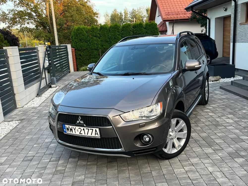 Mitsubishi Outlander 2.0 2WD 35 Jahre - 27