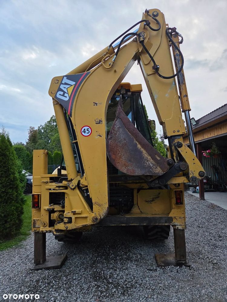 Caterpillar CAT 432D - 5