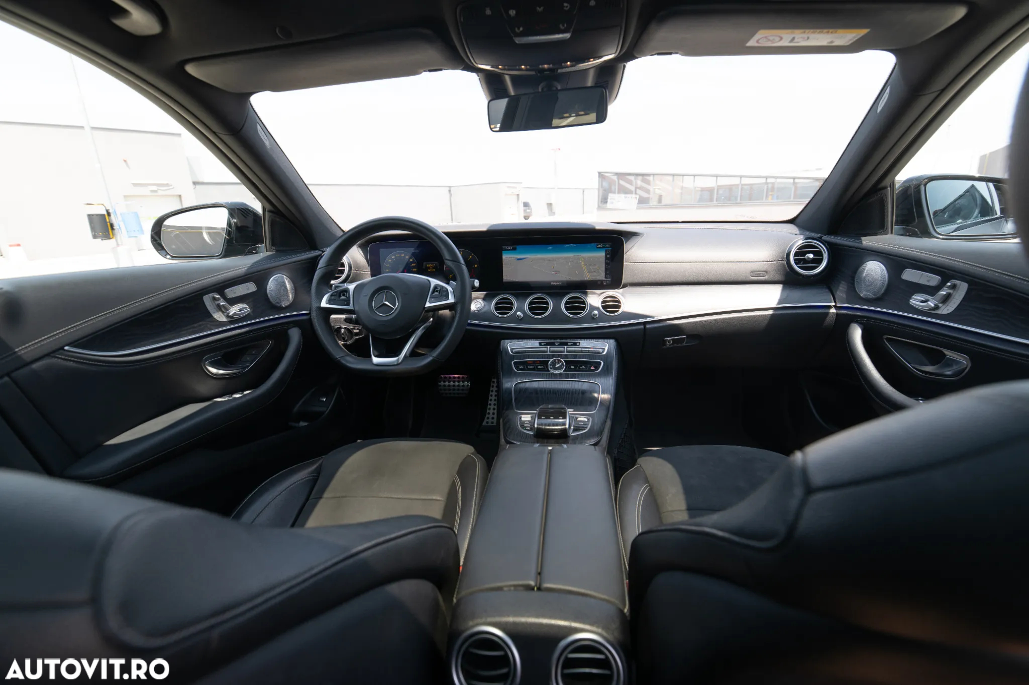 Mercedes-Benz E 220 d 9G-TRONIC AMG Line - 22