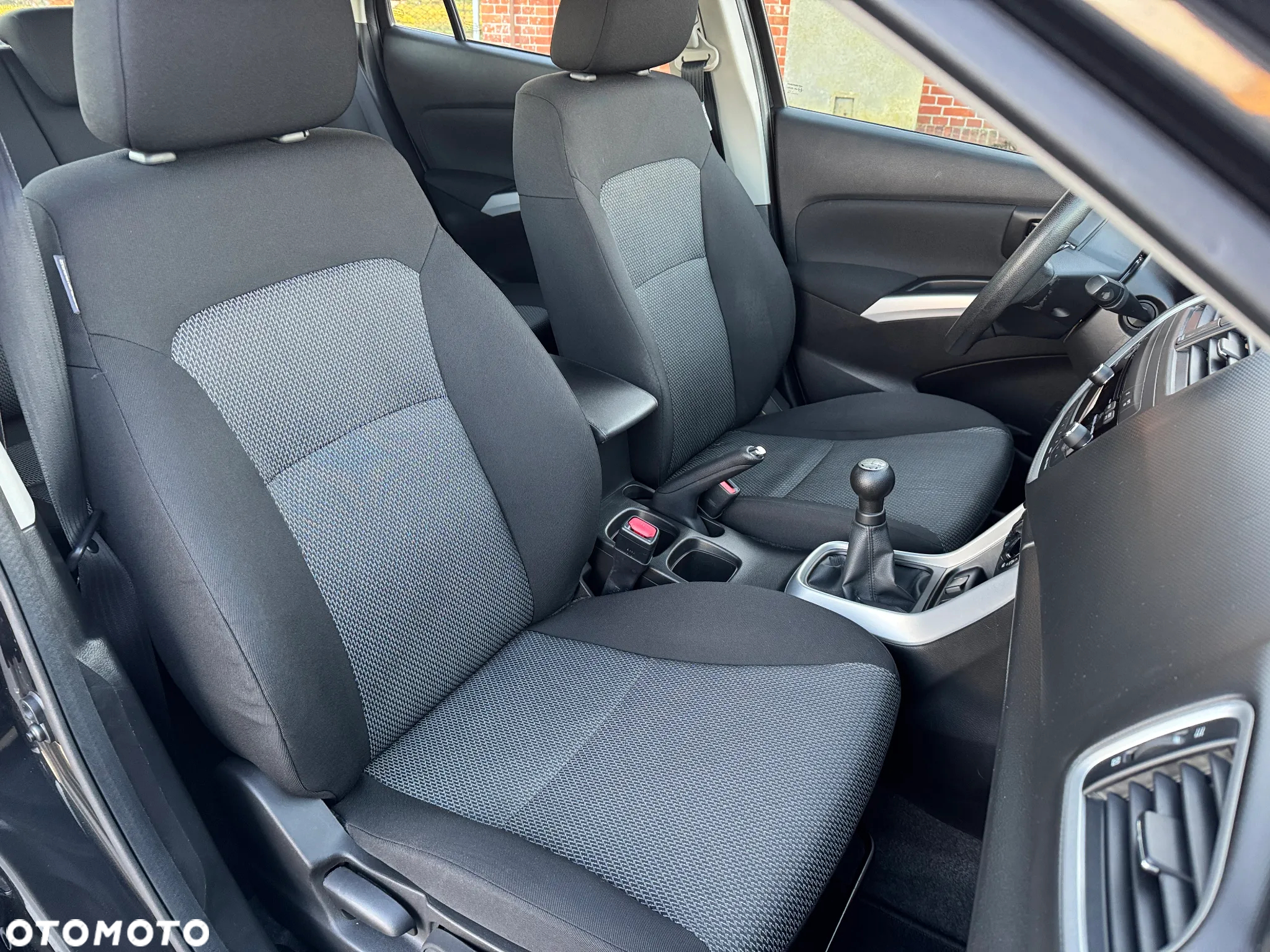Suzuki SX4 S-Cross 1.6 Comfort - 22