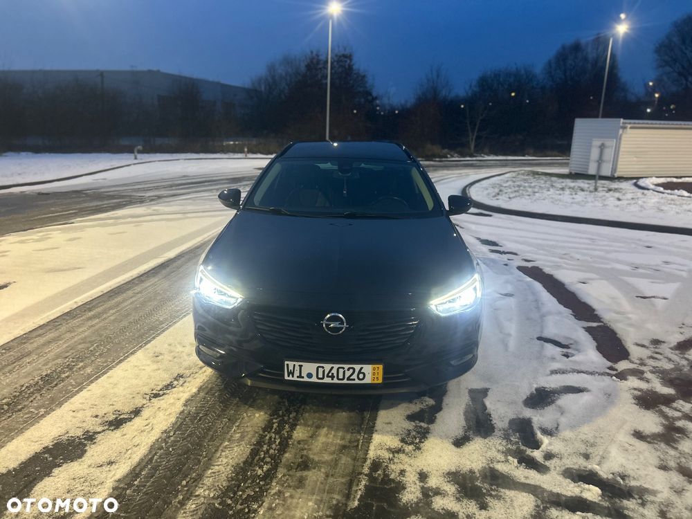 Opel Insignia 2.0 BiTrb D 4x4 Automatik Exclusive - 1