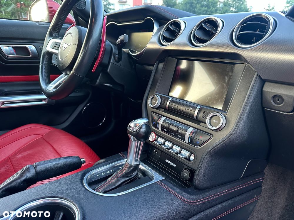 Ford Mustang 5.0 V8 GT - 13