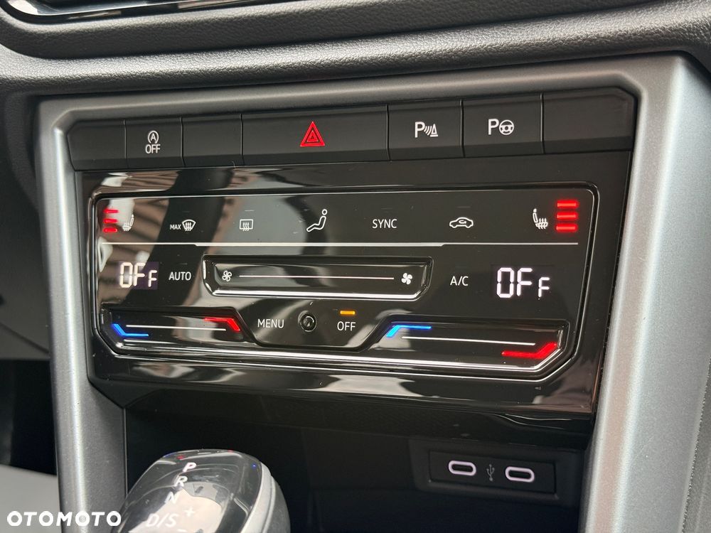 Volkswagen T-Roc 1.5 TSI ACT OPF DSG UNITED - 30