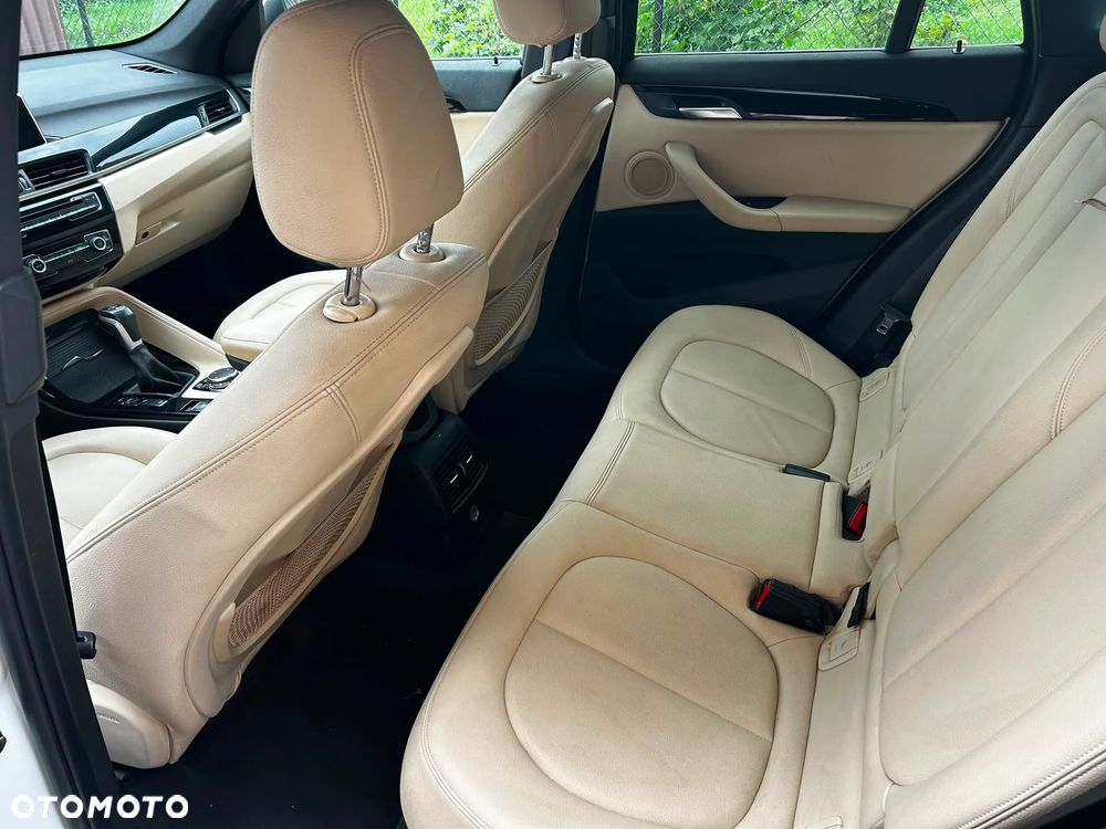 BMW X1 xDrive25i xLine - 18