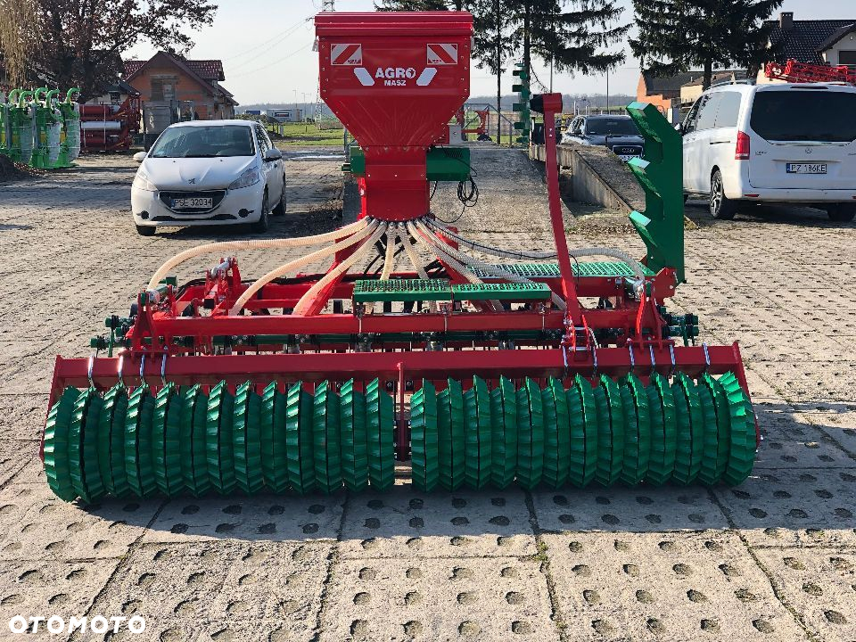 Agro-Masz GRAAS 300 + SP 200 - 6
