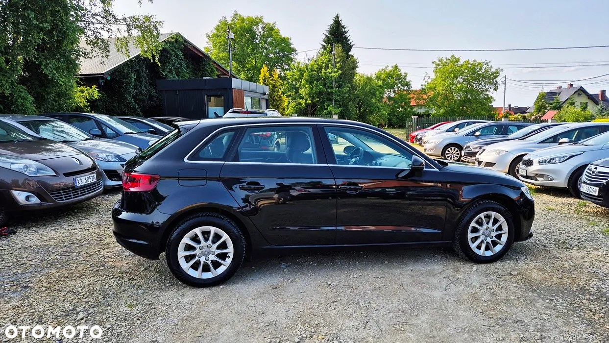 Audi A3 1.2 TFSI Sportback S tronic Ambiente - 10