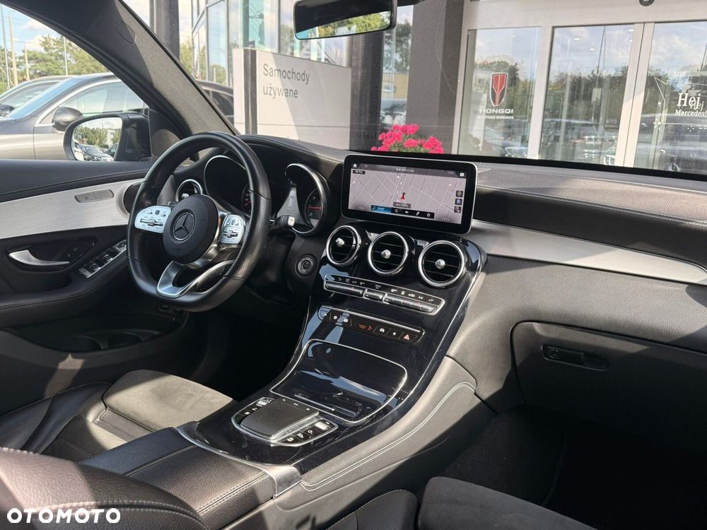 Mercedes-Benz GLC 300 e 4-Matic - 16