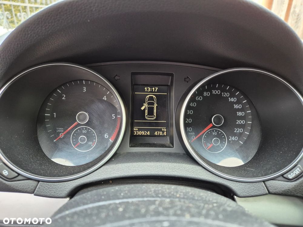 Volkswagen Golf 1.6 TDI DPF Comfortline - 12