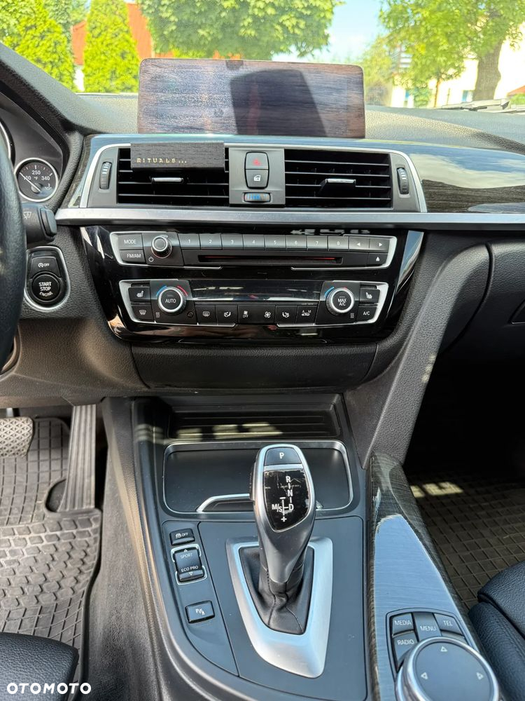 BMW Seria 3 - 10