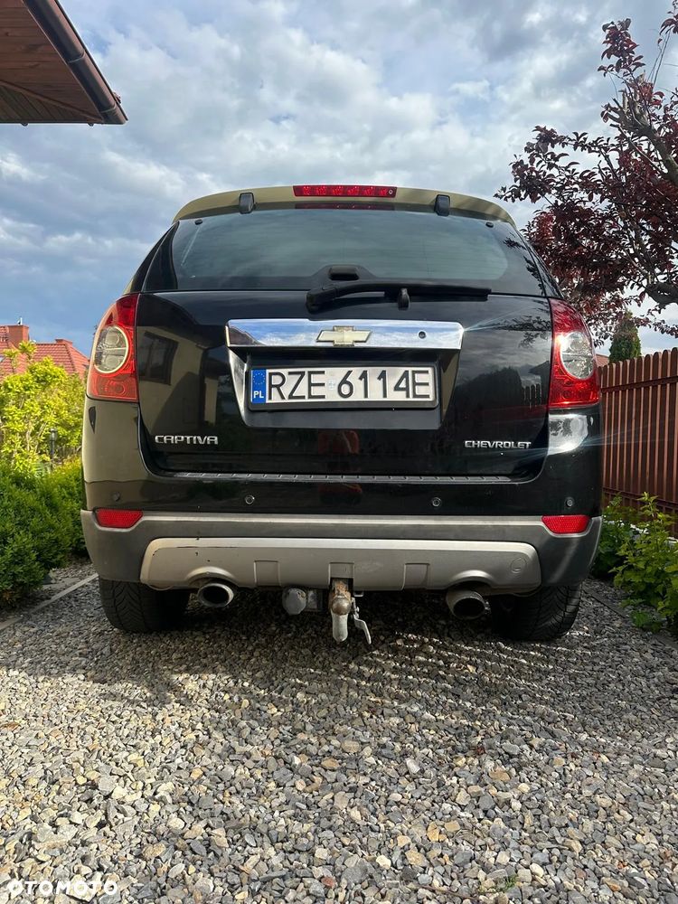 Chevrolet Captiva 2.0 d LT medium - 2