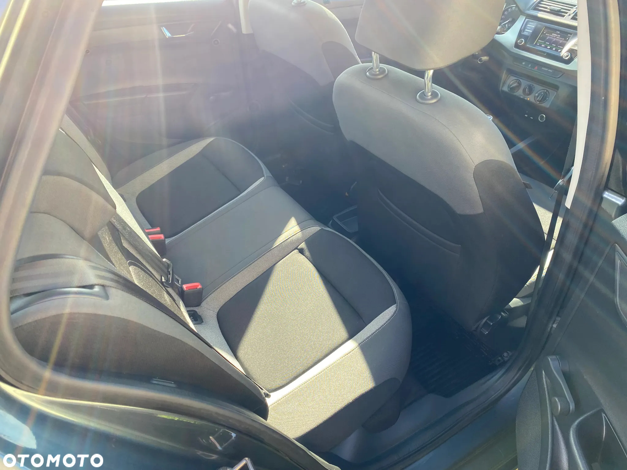 Skoda Fabia 1.2 TSI Active - 12