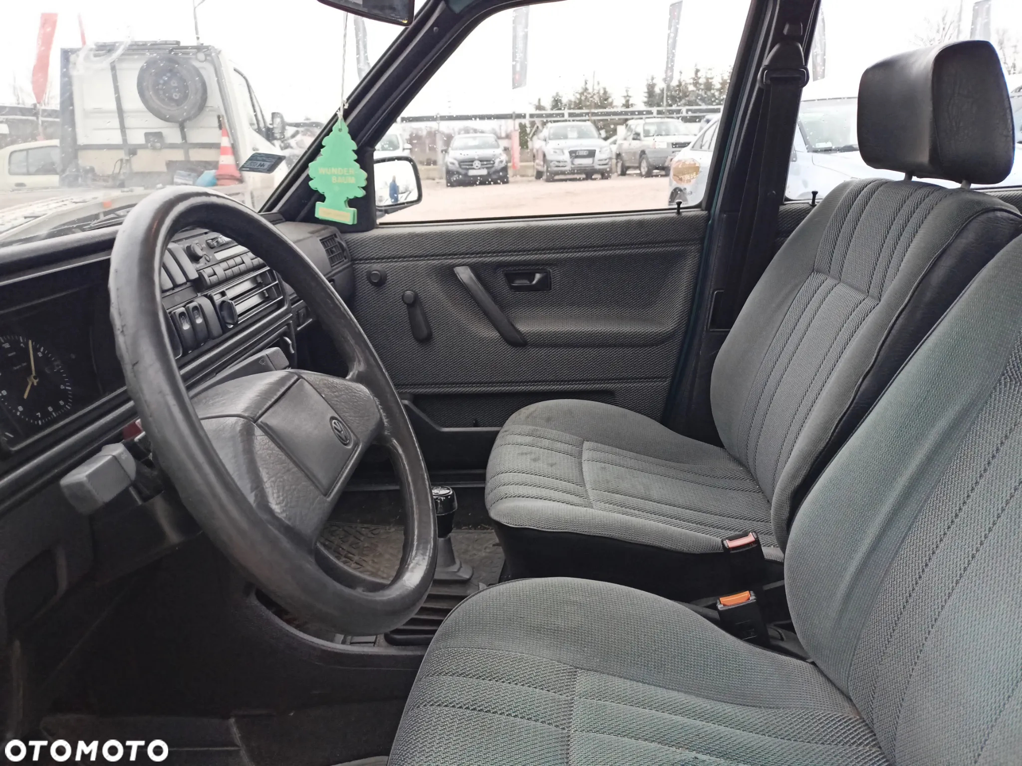 Volkswagen Golf - 8