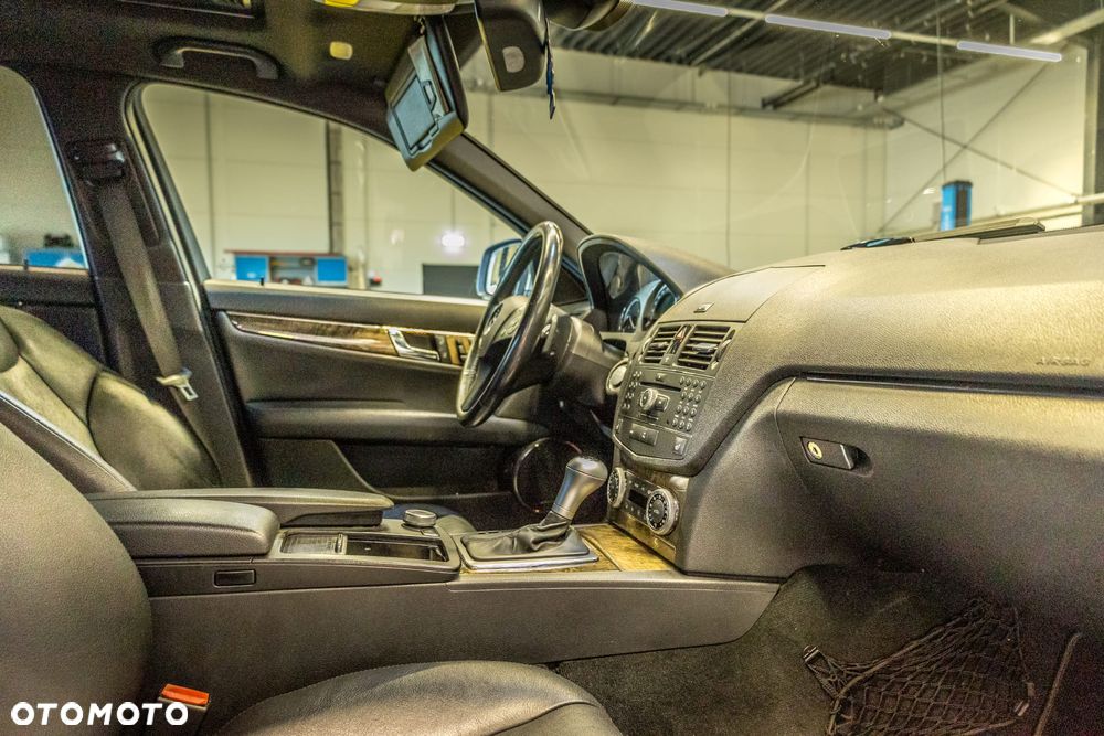 Mercedes-Benz Klasa C 350 7G-TRONIC Avantgarde - 12