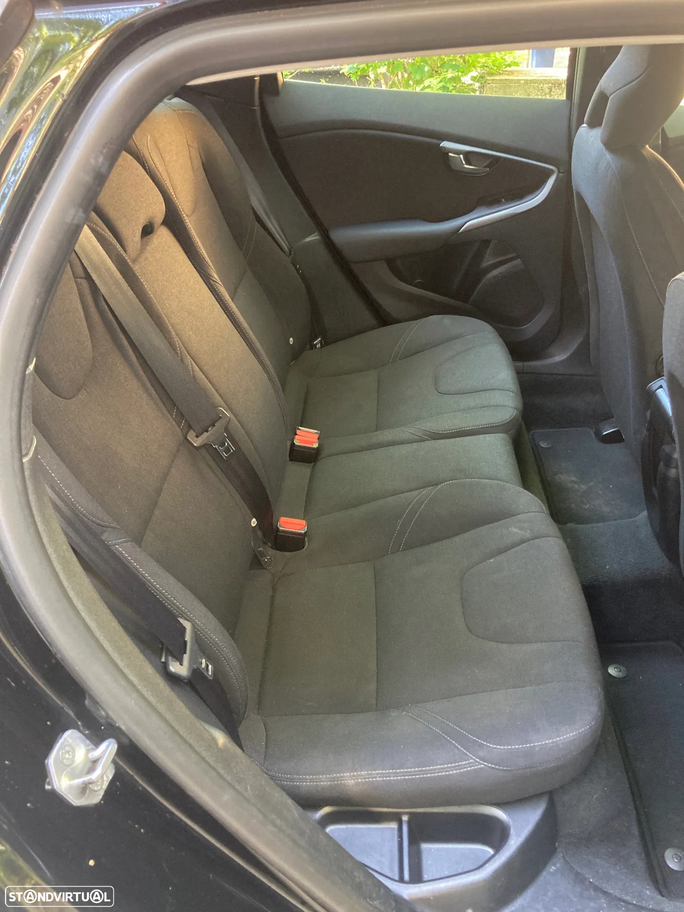 Volvo V40 Cross Country 1.6 D2 Kinetic - 9