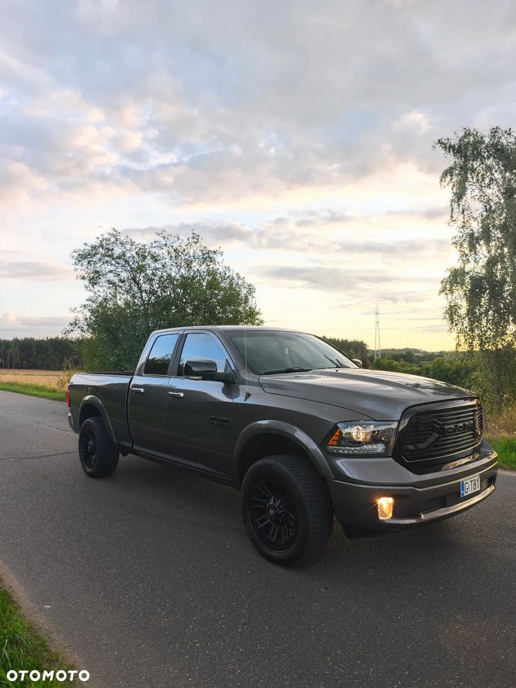 Dodge RAM 1500 5.7 4x4 - 14