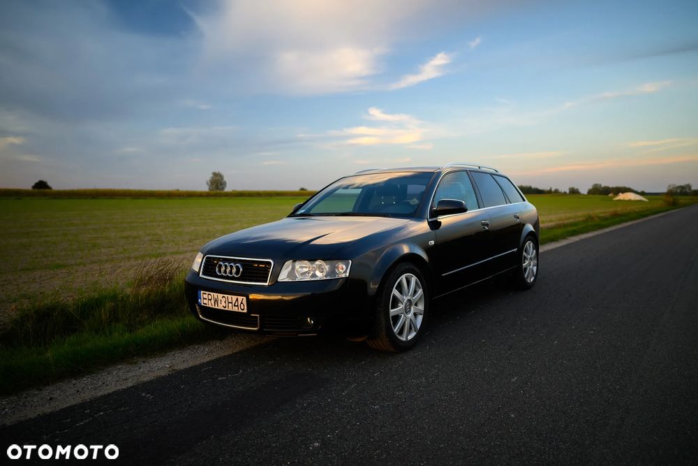 Audi A4 Avant - 16
