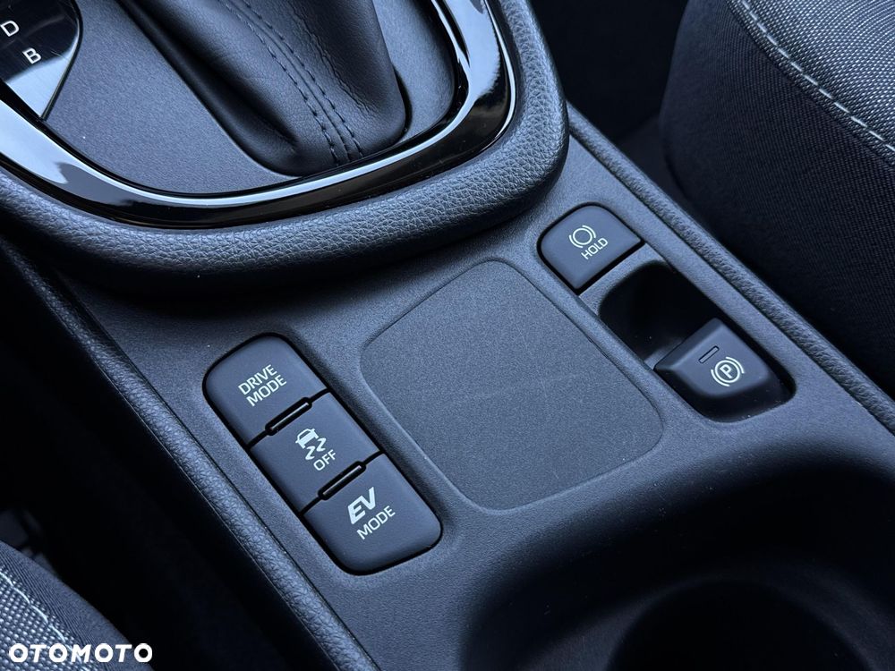 Toyota Yaris Hybrid 1.5 Style - 27