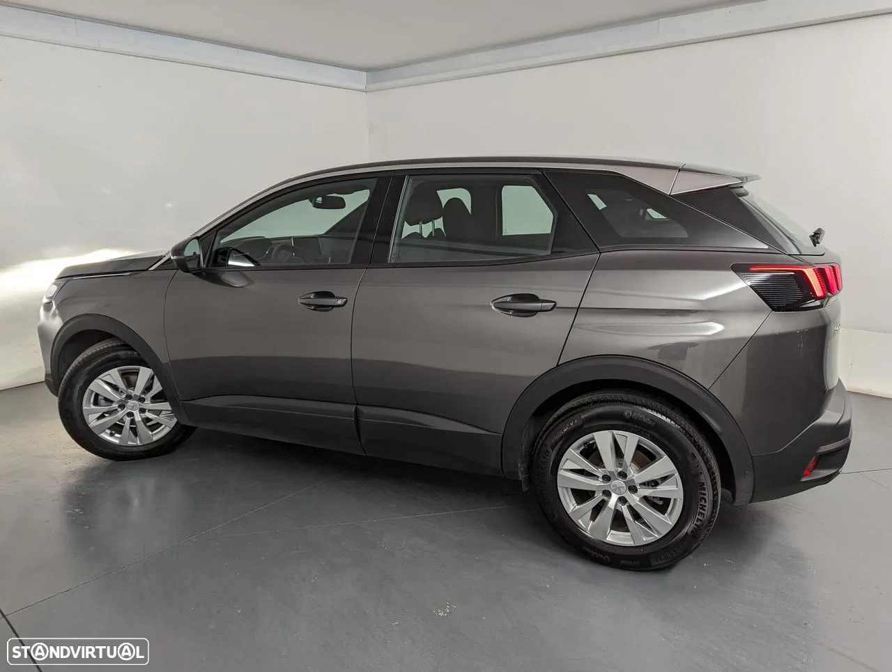 Peugeot 3008 1.2 PureTech Active - 10
