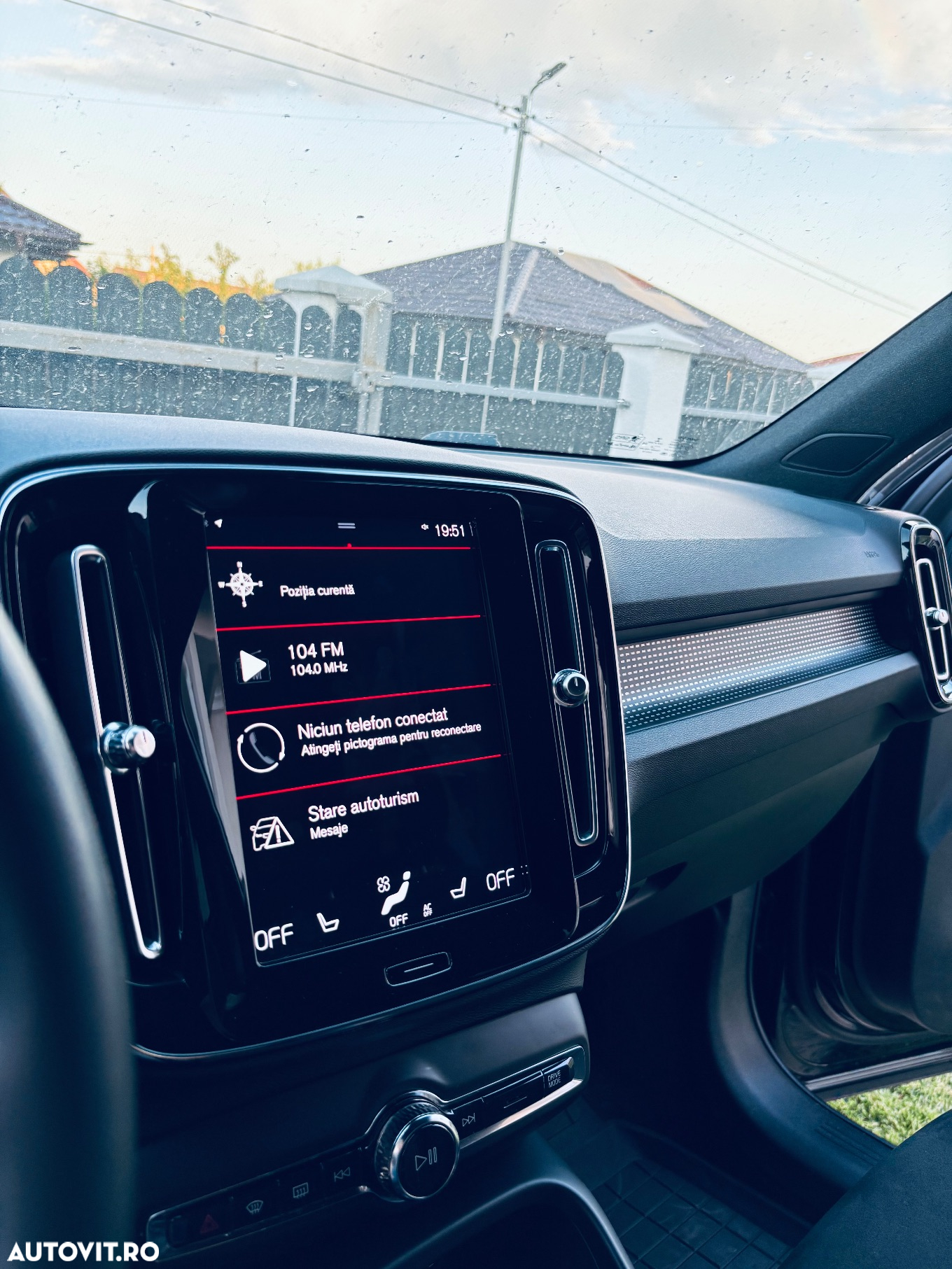 Volvo XC 40 B4 AT8 AWD Mild Hybrid R-Design - 10