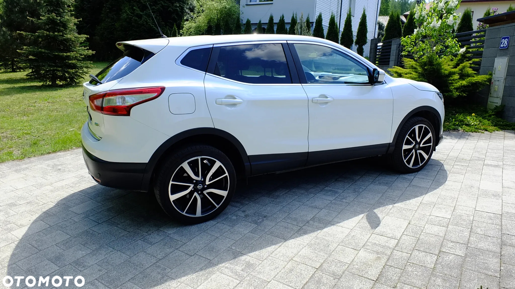 Nissan Qashqai 1.5 dCi Tekna - 6