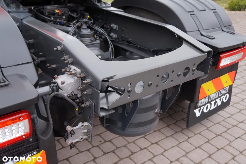 Volvo FH 4 EURO 6 GLOBETROTTER PEŁEN SERWIS HYDRAULIKA - 8