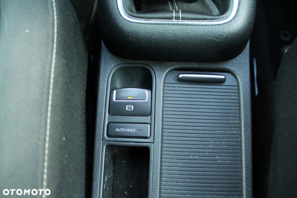 Volkswagen Tiguan 2.0 TDI DPF BlueMotion Technology Sport & Style - 26