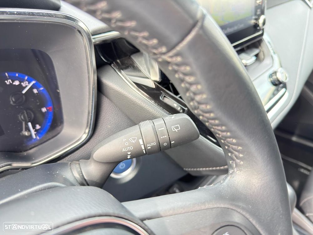 Toyota Corolla 1.8 Hybrid Comfort - 22