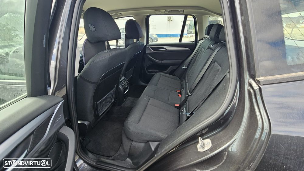 BMW X3 30 e xDrive - 13